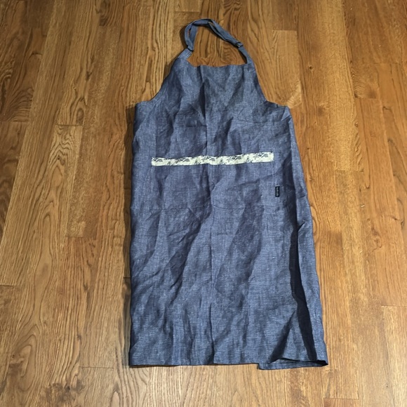 Danielle Walker 100% Linen Apron - Picture 2 of 5